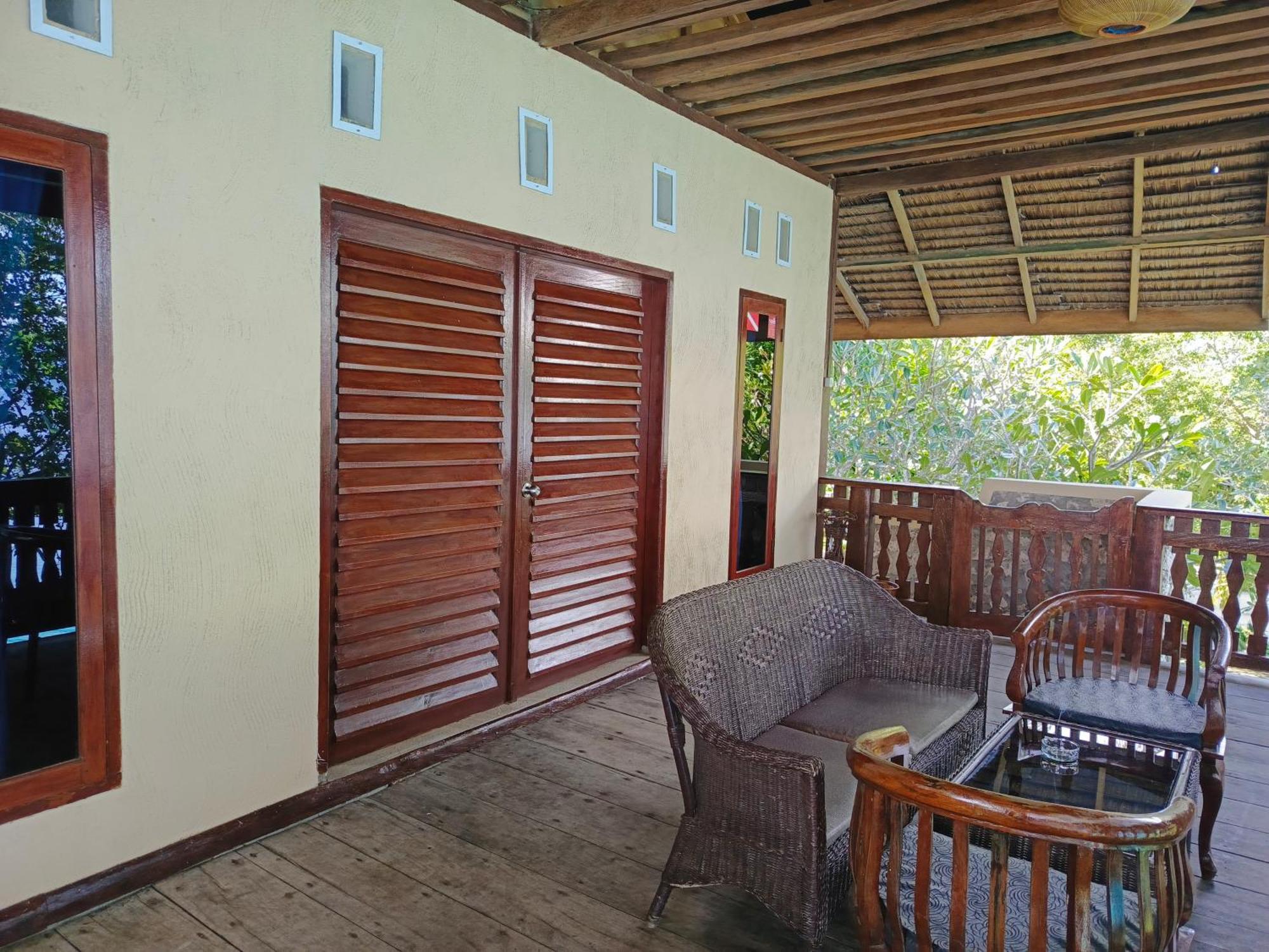 Prince John Dive Resort Donggala Екстер'єр фото